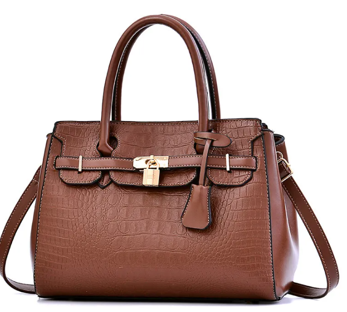 Large capacity handbag shoulder Dark brown
